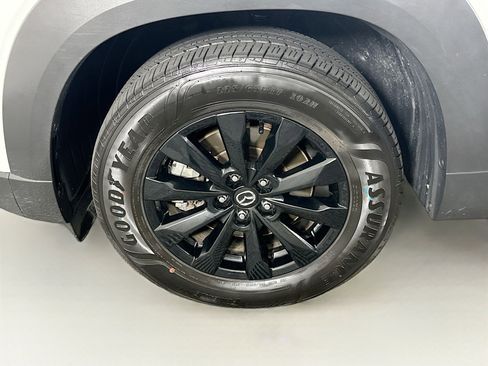 Used 2025 MAZDA CX-50 AWD 2.5 S w/ Premium Package image 11