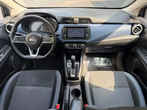 Used 2023 Nissan Versa SV FWD image 13