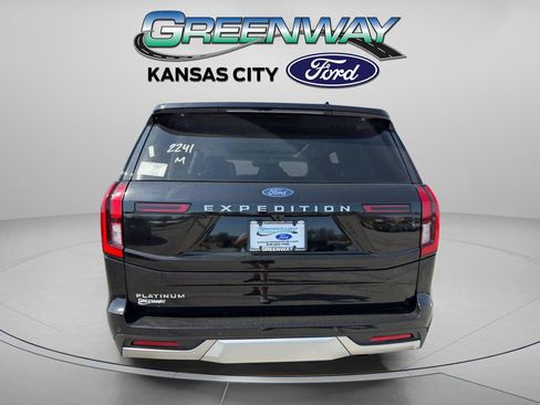 New 2026 Ford Expedition Platinum w/ Platinum Ultimate Package AWD/4WD image 5