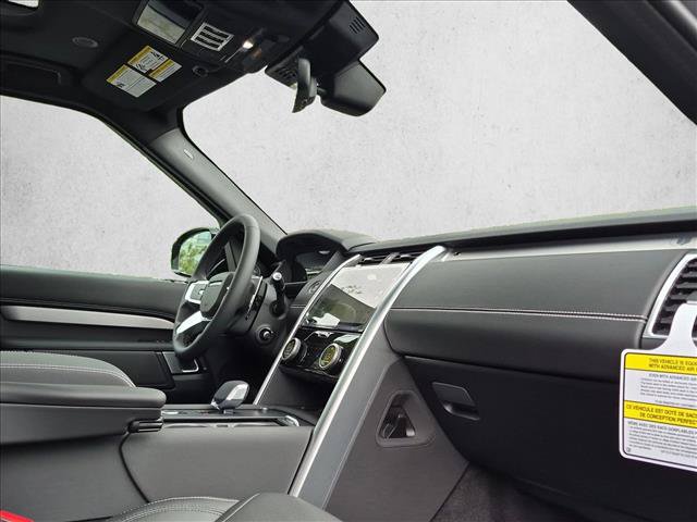 New 2026 Land Rover Discovery Limited Edition AWD/4WD image 28