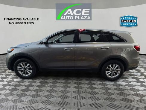 Used 2019 Kia Sorento L image 8