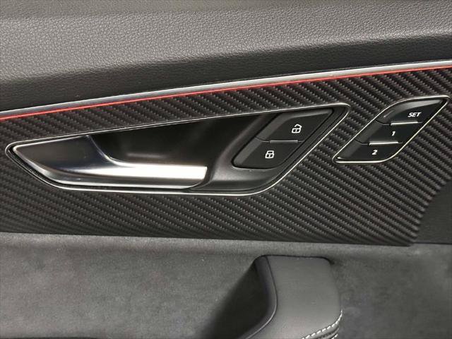 Used 2025 Audi SQ7 Premium Plus AWD/4WD image 12