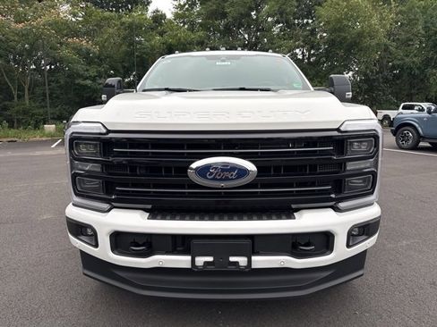 New 2025 Ford F250 Platinum w/ FX4 Off-Road Package image 8