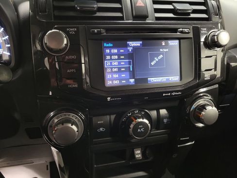 Used 2016 Toyota 4Runner Trail image 14