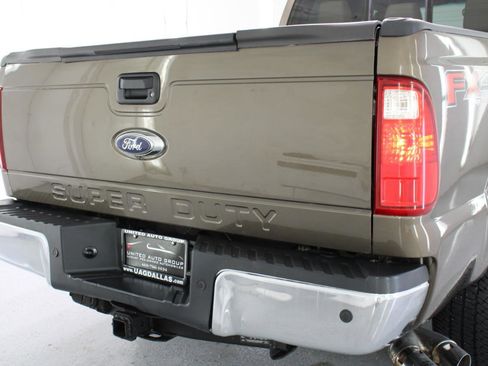 Used 2015 Ford F250 Lariat w/ Chrome Package AWD/4WD image 23