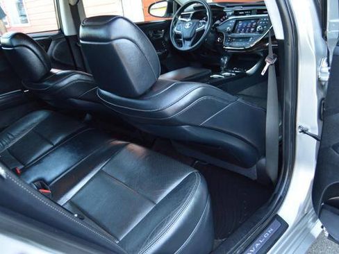 Used 2014 Toyota Avalon Limited FWD image 44
