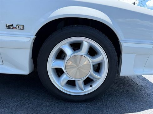 Used 1987 Ford Mustang GT RWD image 24