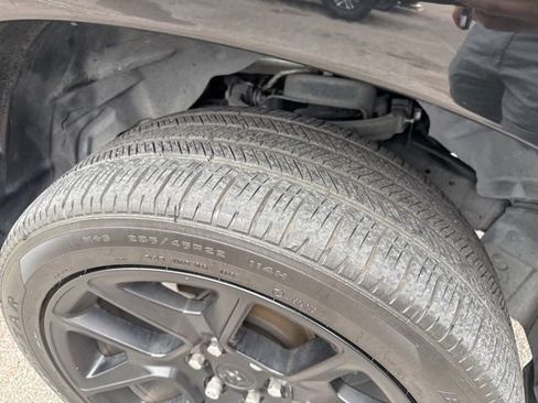 Used 2023 RAM 1500 Laramie image 11