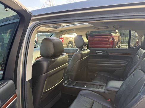 Used 2016 Lincoln MKT AWD w/ Equipment Group 201A image 12