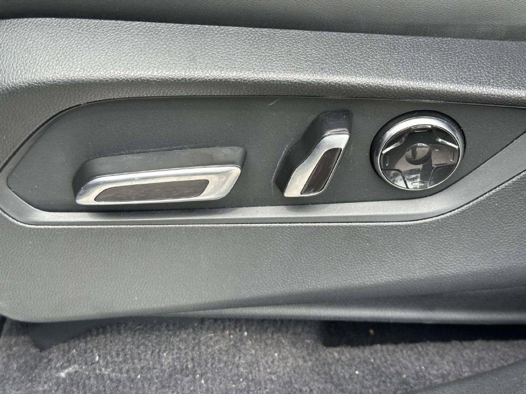 Used 2023 Acura RDX w/ Advance Package AWD/4WD image 26