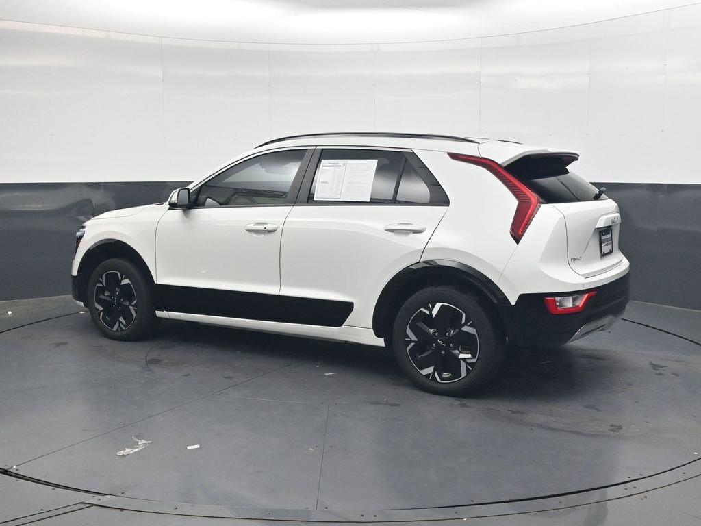 Used 2024 Kia Niro Wind FWD image 8