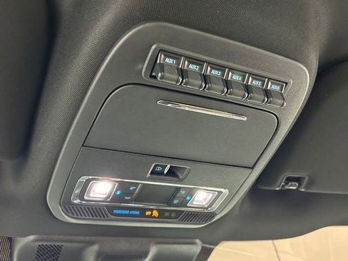 Used 2024 Ford F250 Lariat AWD/4WD image 29