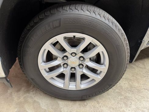 Used 2022 Chevrolet Silverado 1500 LT image 30