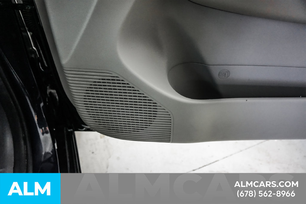 Used 2025 Hyundai Kona SEL AWD/4WD image 44