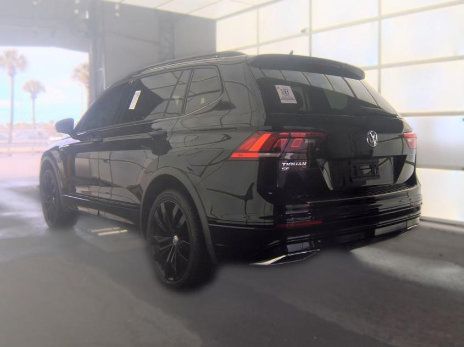 Used 2020 Volkswagen Tiguan SE R-Line FWD image 6