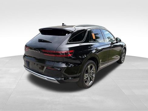 Used 2023 Genesis Electrified GV70 AWD/4WD image 4