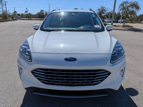 Used 2022 Ford Escape Titanium w/ Titanium Premium Package image 3