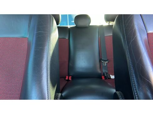 Used 2004 Ford Focus SVT image 11