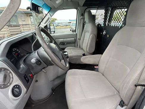 Used 2012 Ford E-150 and Econoline 150 image 23