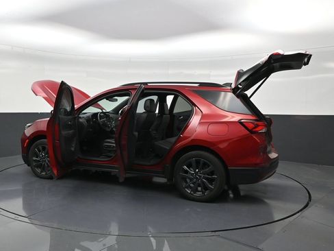 Used 2024 Chevrolet Equinox RS FWD image 30
