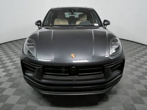 Certified 2026 Porsche Macan AWD/4WD image 35