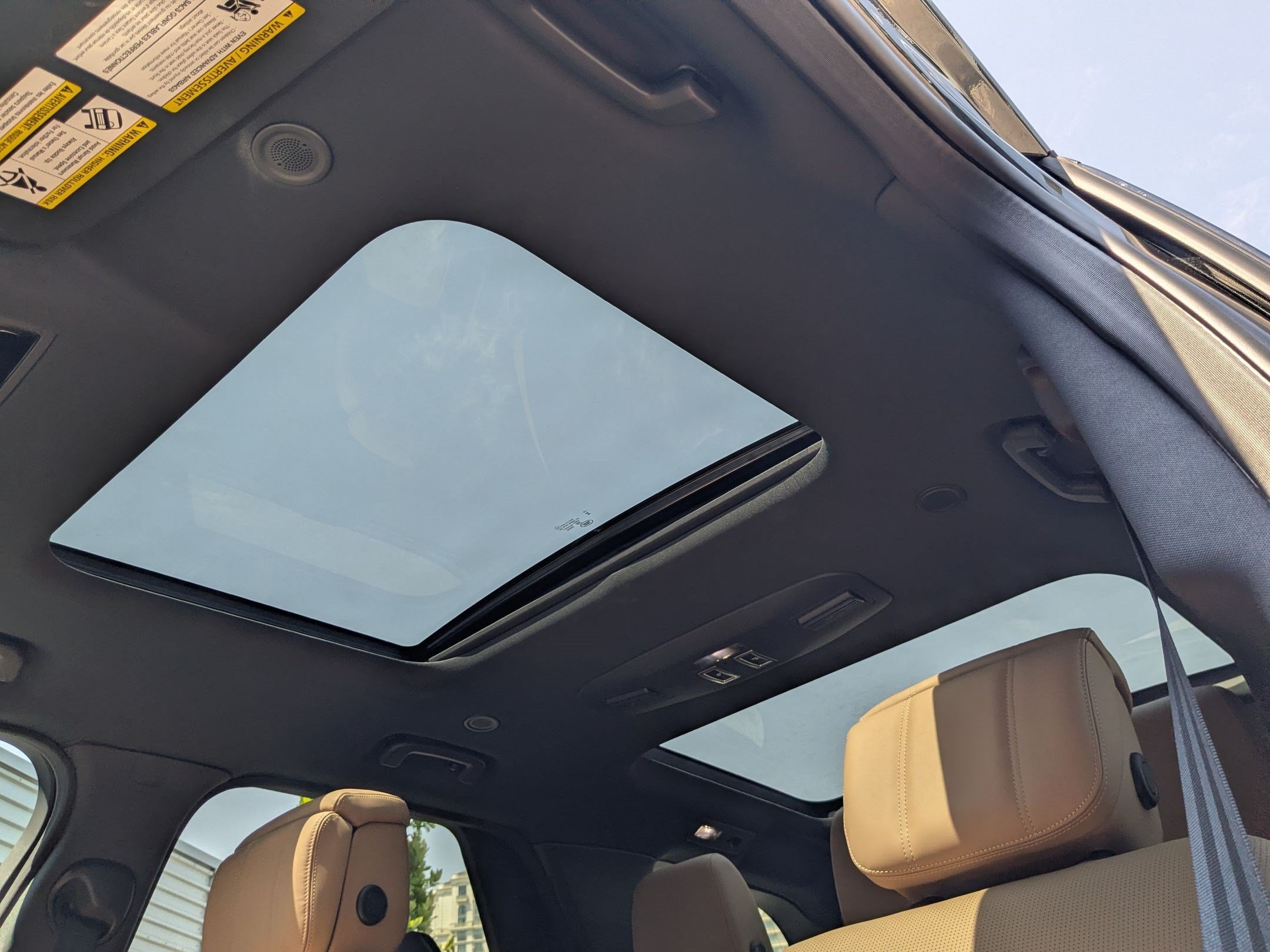 New 2026 Land Rover Discovery Limited Edition AWD/4WD image 27