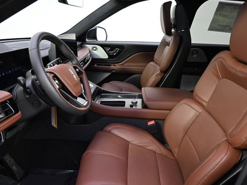 New 2026 Lincoln Aviator Reserve image 13