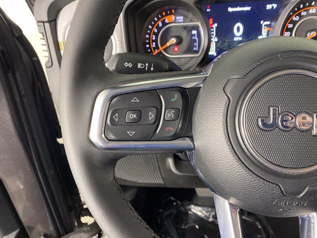 Used 2026 Jeep Wrangler Unlimited Sahara AWD/4WD image 23