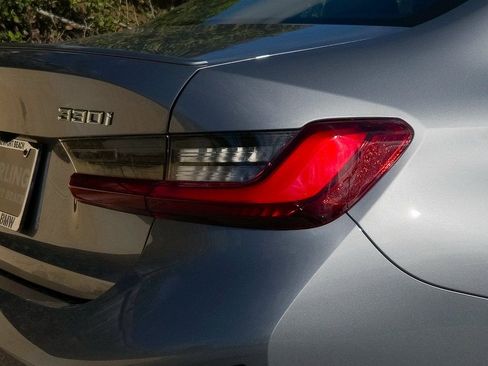 New 2026 BMW 330i Sedan w/ M Sport Package image 7