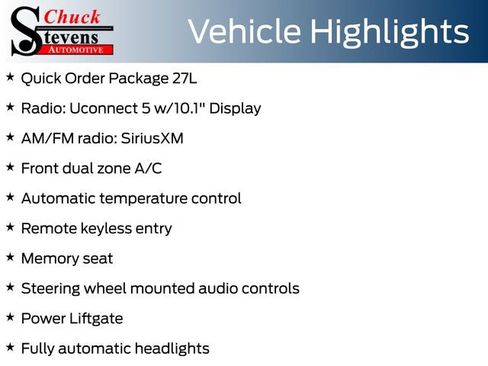Used 2023 Chrysler Pacifica Touring-L FWD image 8