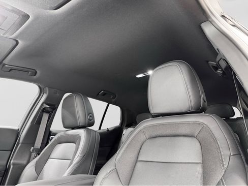 Used 2024 Chevrolet Equinox EV LT image 25