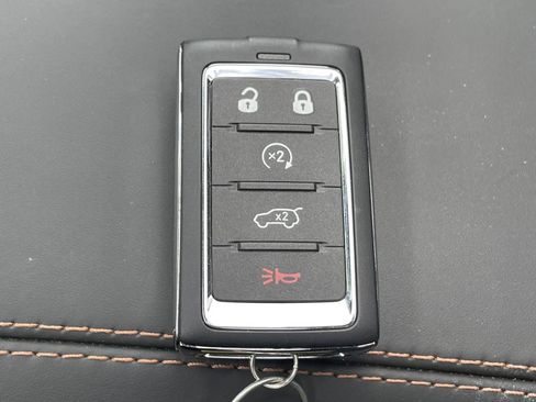 Used 2025 Jeep Grand Cherokee Summit w/ Adv Protech Group IV AWD/4WD image 31