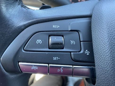 Used 2023 Cadillac XT4 Premium Luxury FWD image 18