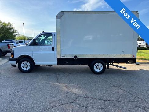 New 2024 Chevrolet Express 3500 w/ Power Convenience Package image 2