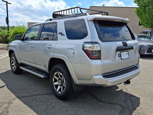 Used 2023 Toyota 4Runner TRD Off-Road Premium w/ Moonroof Package AWD/4WD image 4
