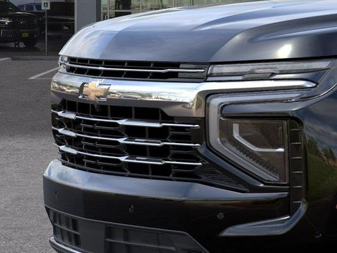 New 2026 Chevrolet Suburban LT w/ Comfort Package AWD/4WD image 13