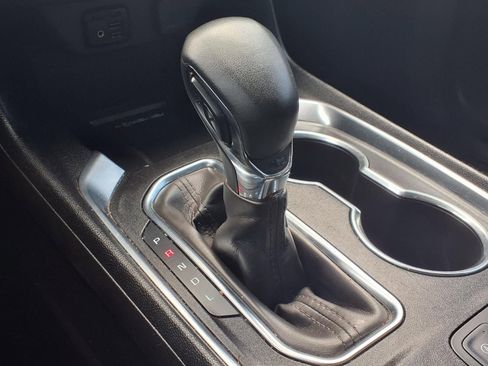 Used 2023 Chevrolet Traverse Premier w/ Redline Edition AWD/4WD image 10
