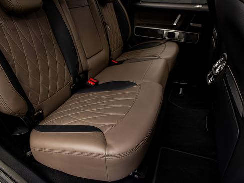 Used 2021 Mercedes-Benz G 550 image 37