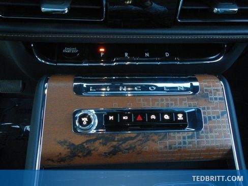 Used 2025 Lincoln Aviator Black Label w/ Jet Appearance Package image 34