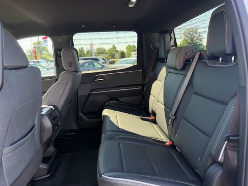 Used 2026 GMC Sierra EV Elevation AWD/4WD image 17