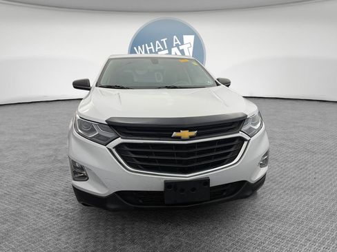 Used 2019 Chevrolet Equinox LS w/ LS Convenience Package AWD/4WD image 9