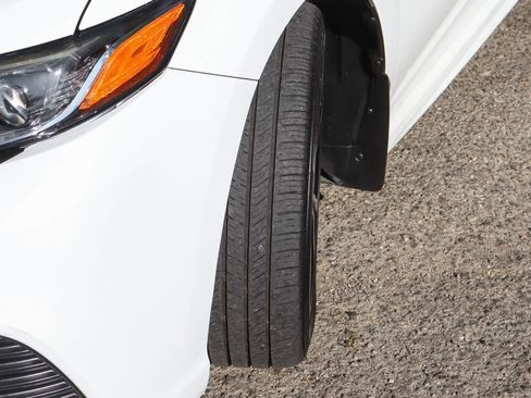 Used 2020 Toyota Camry SE FWD image 44