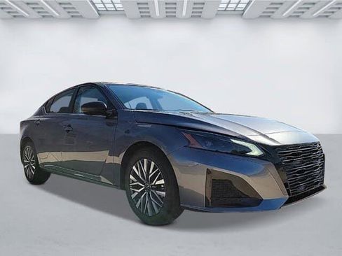 New 2026 Nissan Altima 2.5 SV FWD image 20