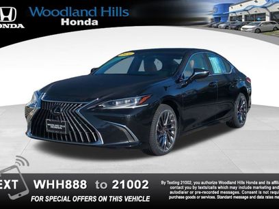 Used 2024 Lexus ES 300h w/ Luxury Package
