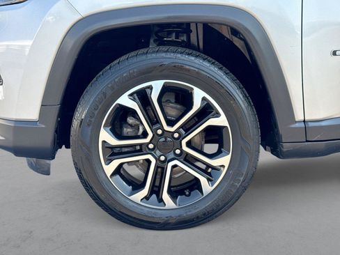 Used 2022 Jeep Compass Limited AWD/4WD image 21