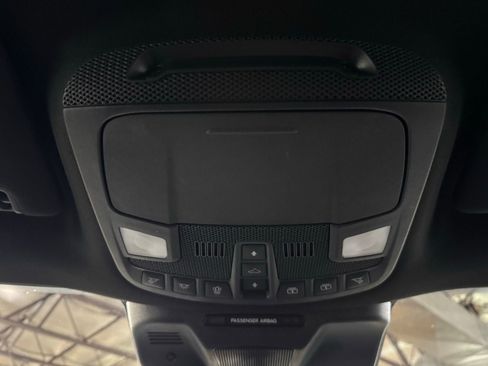 Used 2024 Ford Expedition Limited image 26