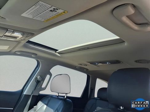 Used 2022 Kia Telluride S image 24