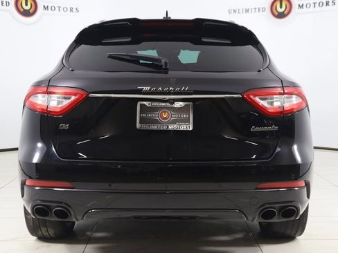 Used 2018 Maserati Levante GranSport image 55