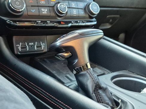 Used 2022 Dodge Durango R/T RWD image 8
