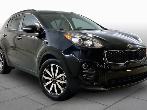 Used 2019 Kia Sportage EX w/ EX Premium Package FWD image 2